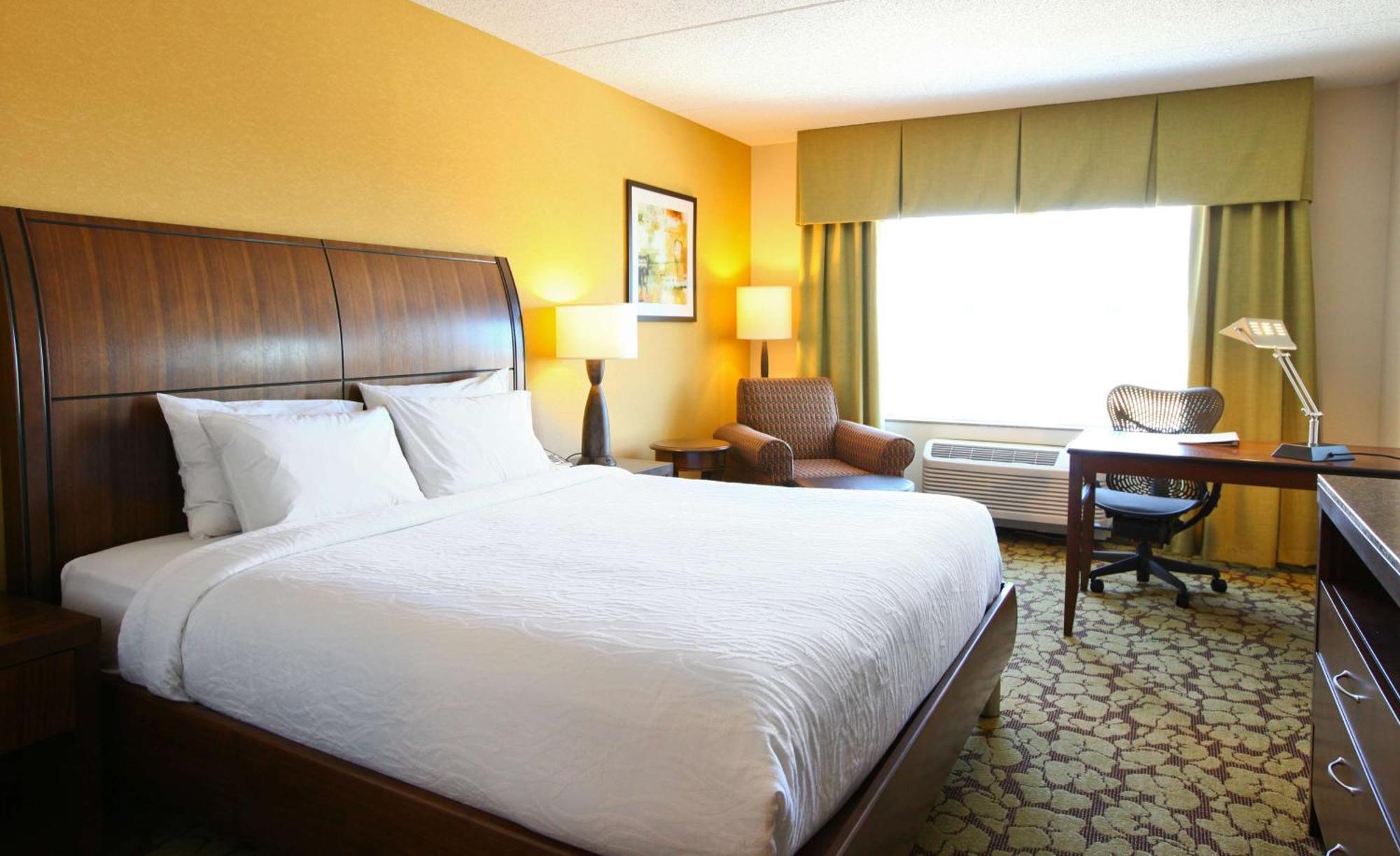 Hilton Garden Inn Olathe Exteriör bild